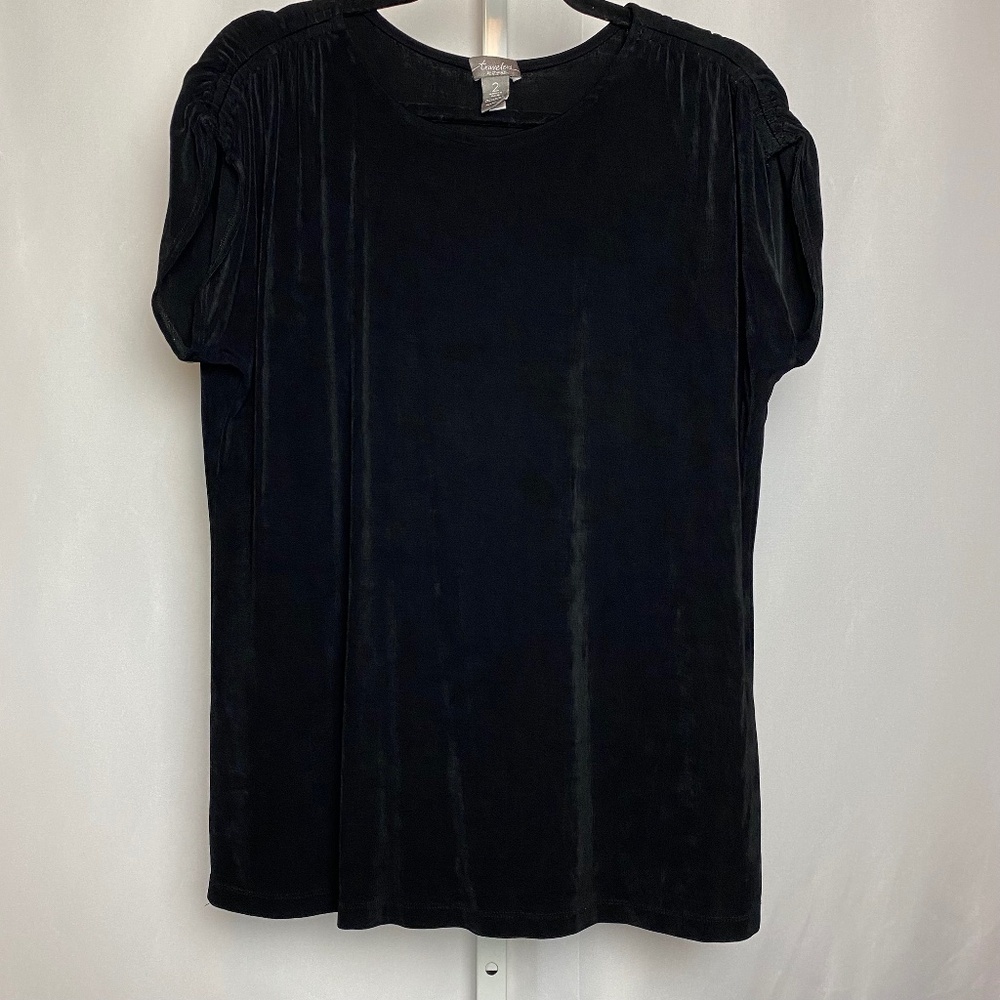 Travelers by Chicoสปs Womenสปs Pleated Shoulder Cap Sleeve Blouse Size 2 (Large)